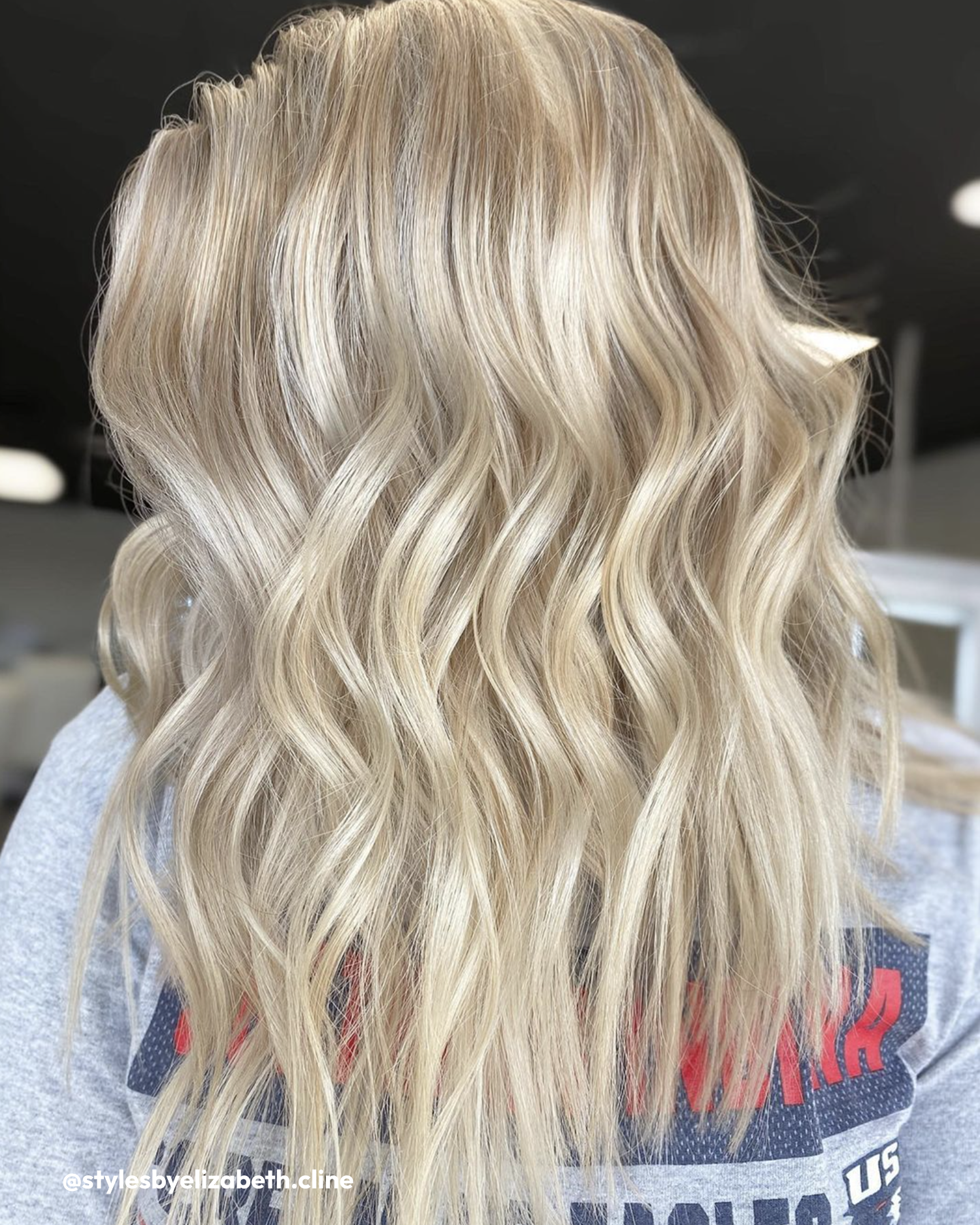 Woman wearing Frosty Shampoo and Acidifying Conditioner in hair