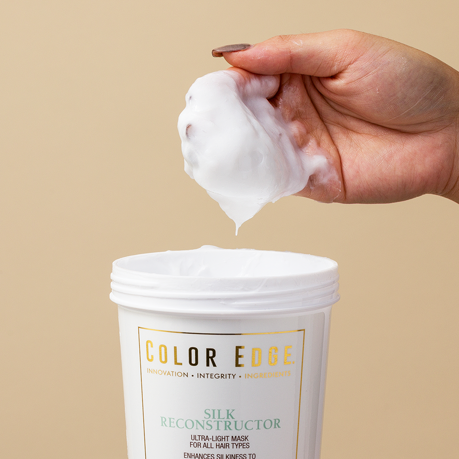 Hand grabbing Silk Reconstructor product 
